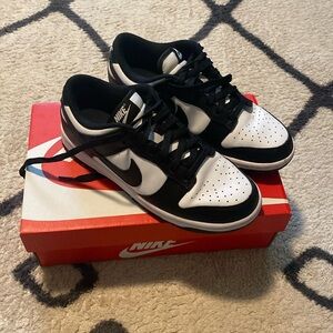Nike Dunk Low